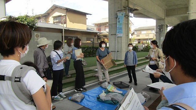 京都市小学校PTA連絡協議会西京東支部 段ボールコンポスト学習会