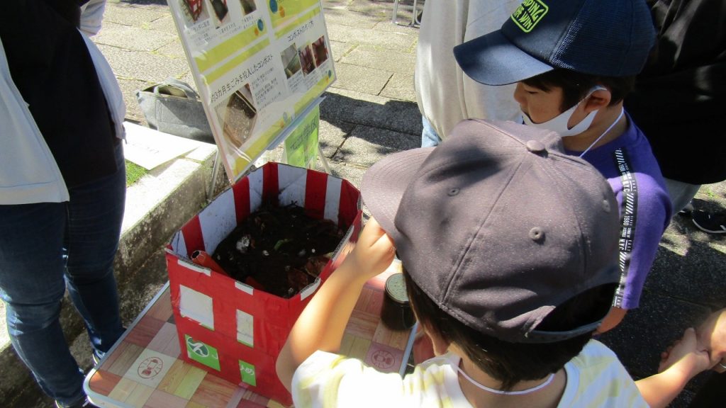 段ボールコンポスト