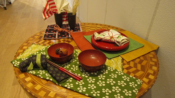 ふろしき研究会×堤淺吉漆店「日本の伝統はサステナブル 漆と風呂敷」
