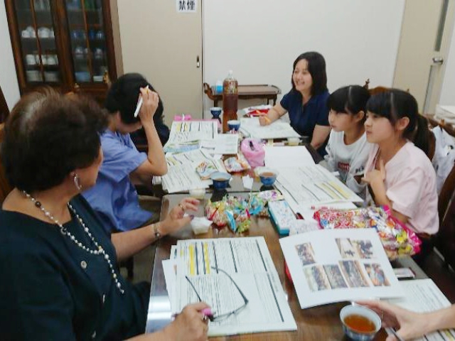 豊園学区・高校生エコ委員が学校文化祭で「フラワーロス」「食ロス」を発信