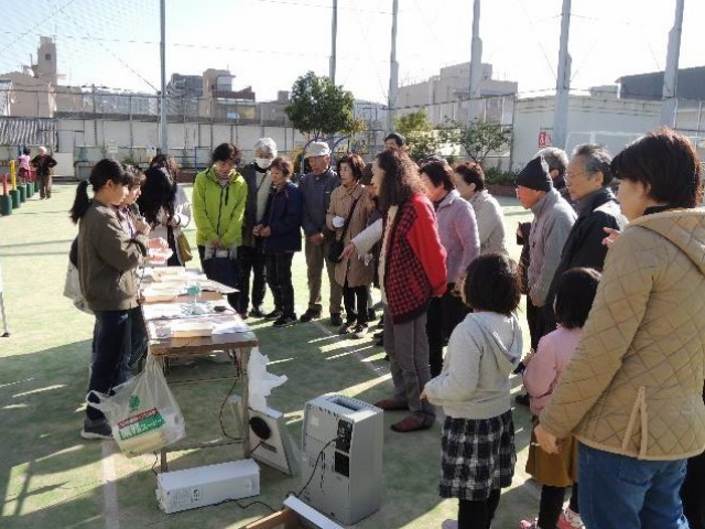 豊園学区・高校生エコ委員が学校文化祭で「フラワーロス」「食ロス」を発信