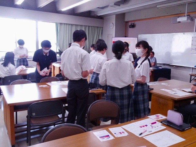 京都市立西京高等学校附属中学校×カードゲーム「脱炭素まちづくりカレッジ」