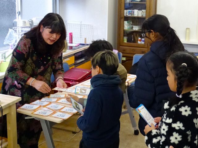 京都YWCAでカードゲーム「CHANGE FOR THE BLUE」